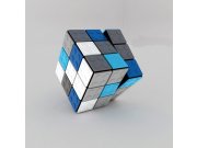 Предлагаю еще один вариант ракурса  Кубика Рубика