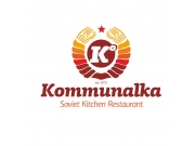 Графическая стилизация герба СССР иллюстрирует многонациональное меню ресторана.